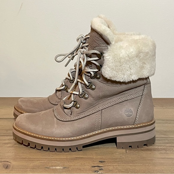 Timberland NWOT Courmayeur Valley waterproof faux fur boots womens 9 - Picture 2 of 8
